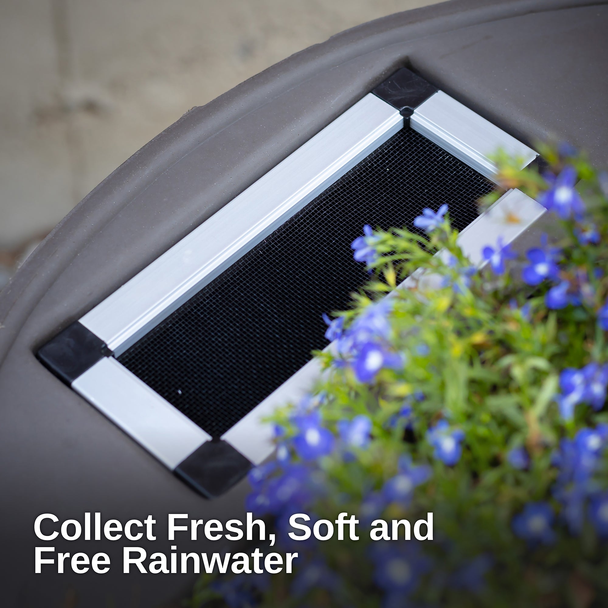 35 Gallon Round Rain Barrel With Planter